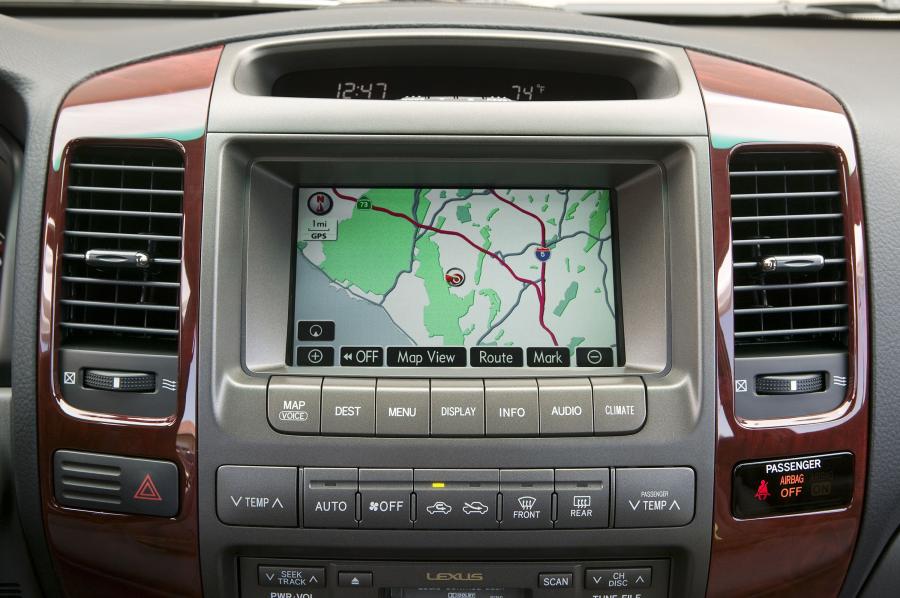  Lexus GX470 2005 года  (фото 25 из 31)